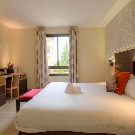 Au Grand Hotel De Sarlat - Pavillon De Selves Екстер'єр фото