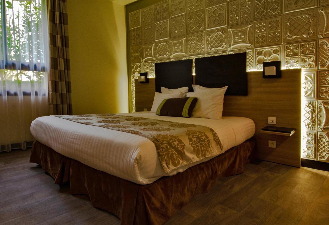 Au Grand Hotel De Sarlat - Pavillon De Selves Екстер'єр фото