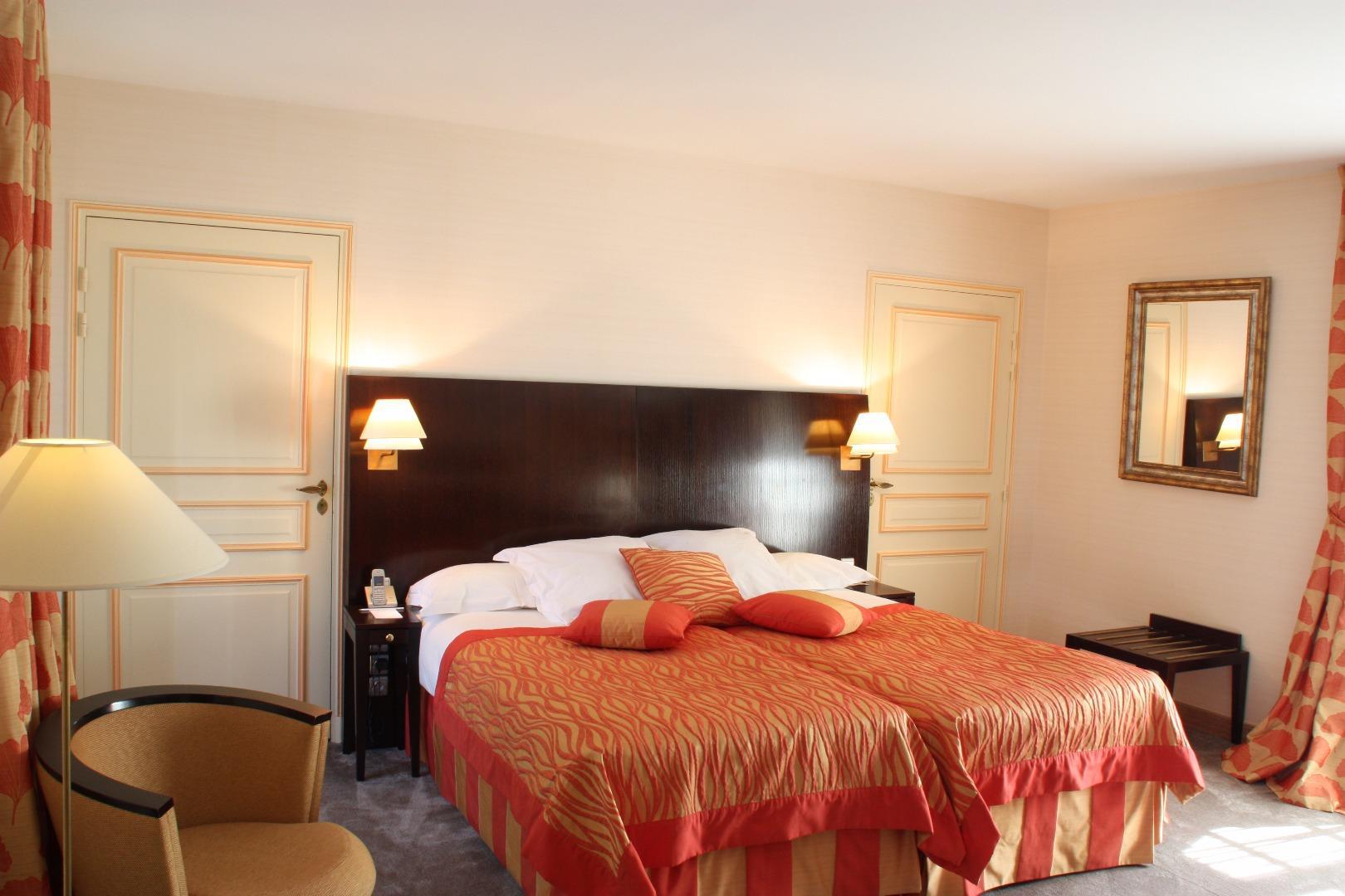 Au Grand Hotel De Sarlat - Pavillon De Selves Екстер'єр фото